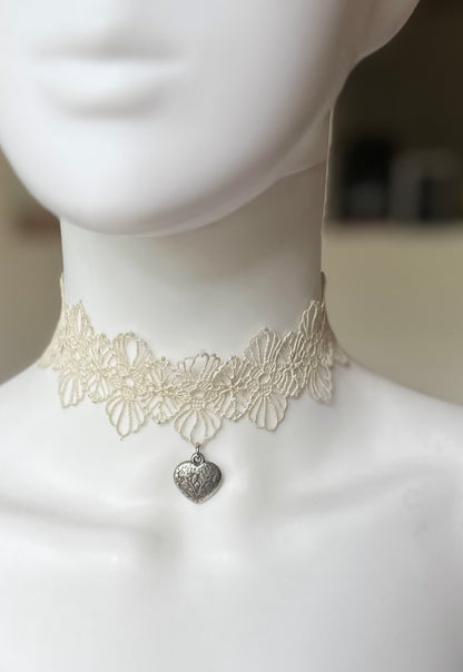 Vintage Lace Heart Chokers